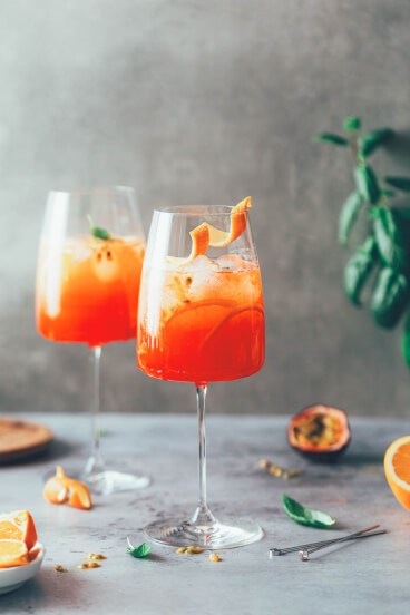 Maracuja Aperol Spritz Drinks für den Sommer